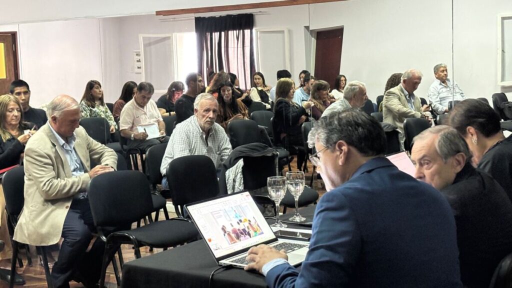 La Fundación Salta realizó un seminario sobre la nueva Ley de Inocencia Fiscal con amplia participación